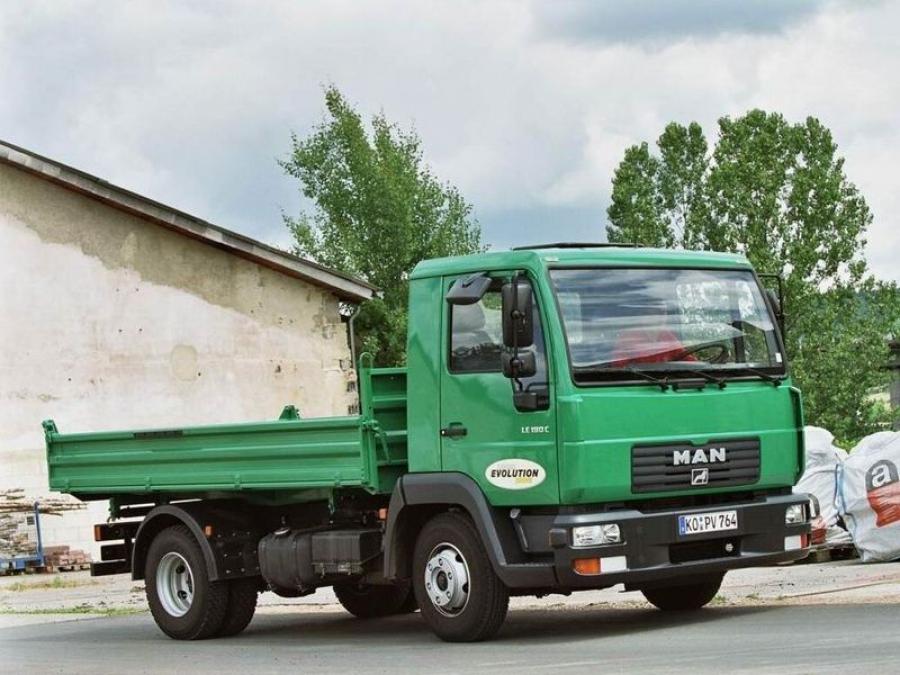  MAN LE2000 8.180 Tipper 2000 года  (фото 1 из 7)
